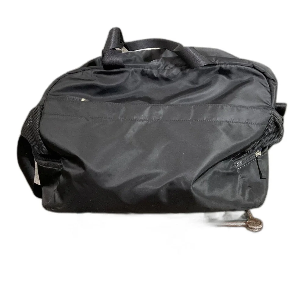 Lululemon Ivivva Weekend Explorer Duffel Bag Multiple zip Pockets Travel